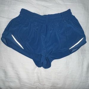 Hotty Hot 2.5” Lululemon Shorts